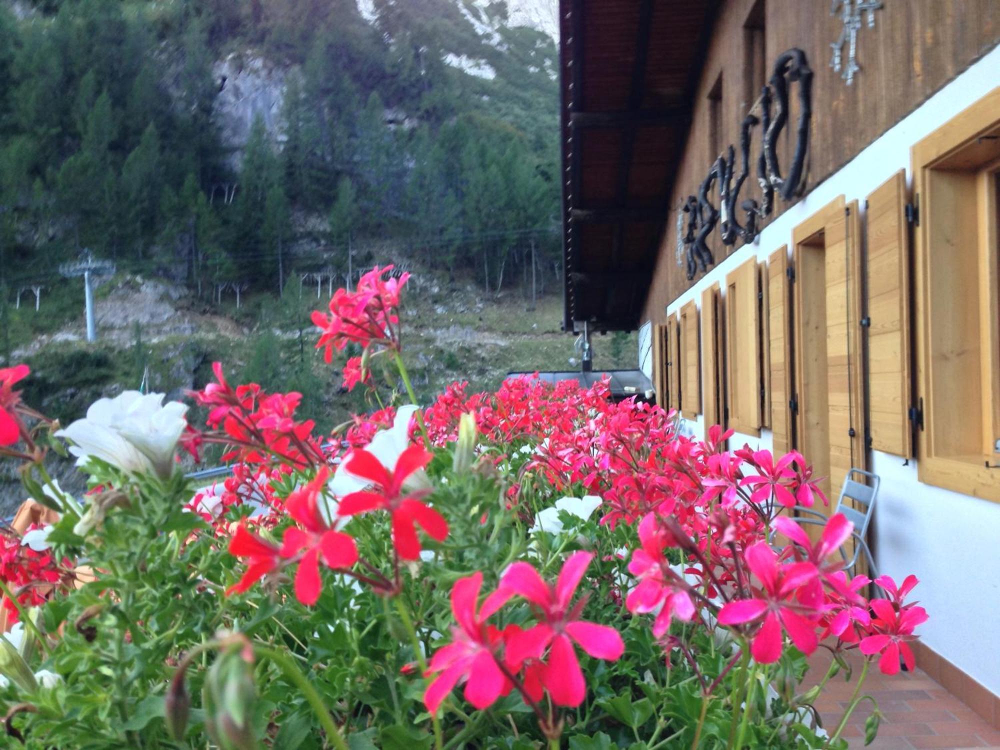 Hotel Rifugio Capanna Bill Rocca Pietore Exterior foto